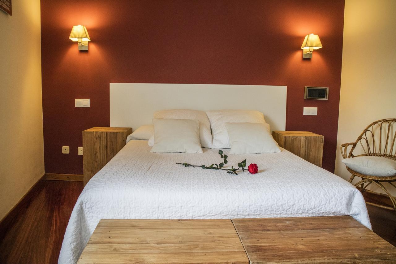 Hotel Montanas De Covadonga Onís Eksteriør billede